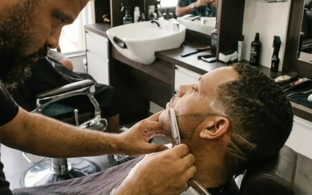 CORTE NAVALHADO