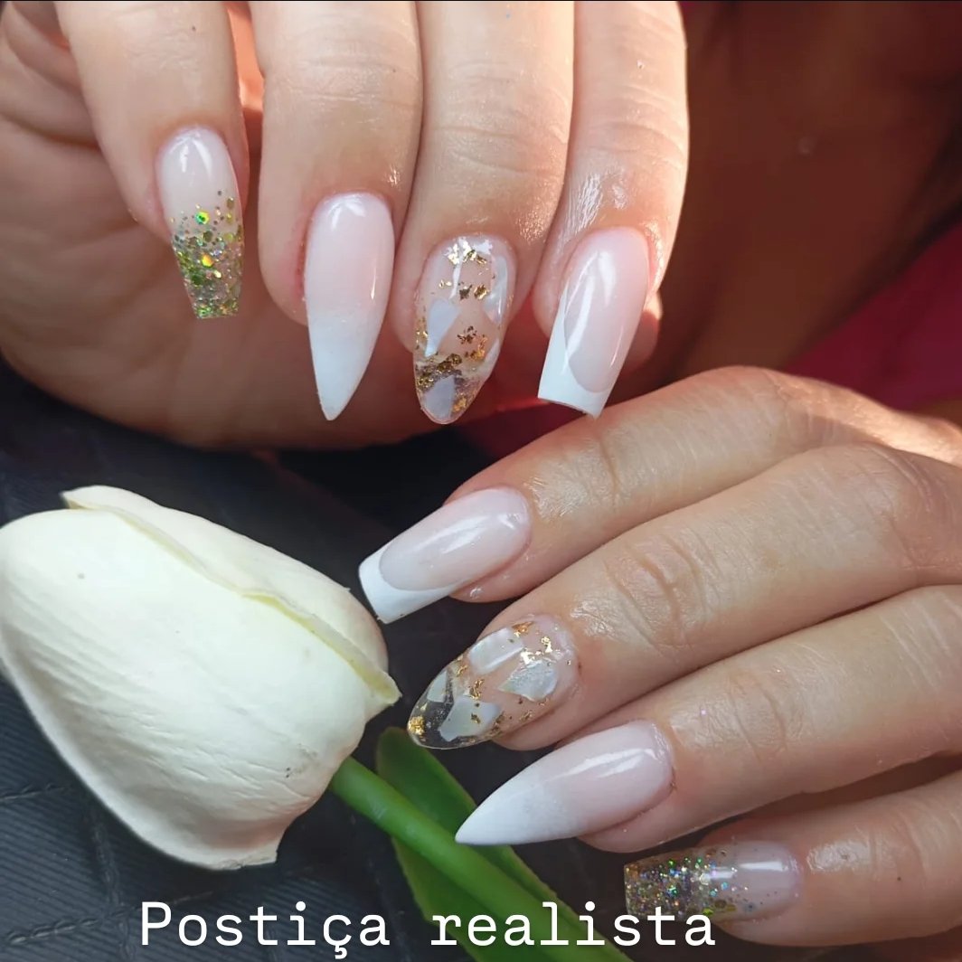 Postiça realista