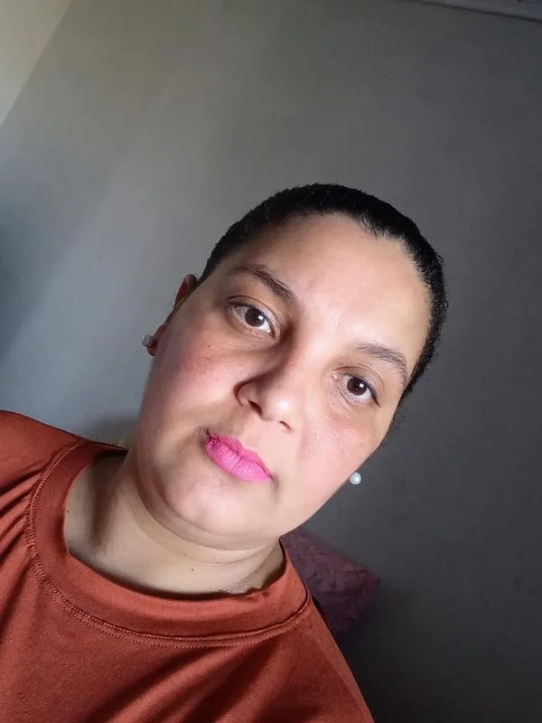 Juliana Nail