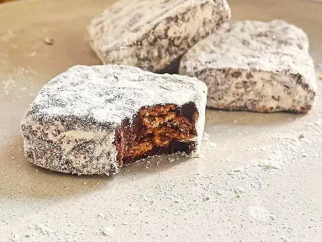 Palha Italiana ninho com Oreo