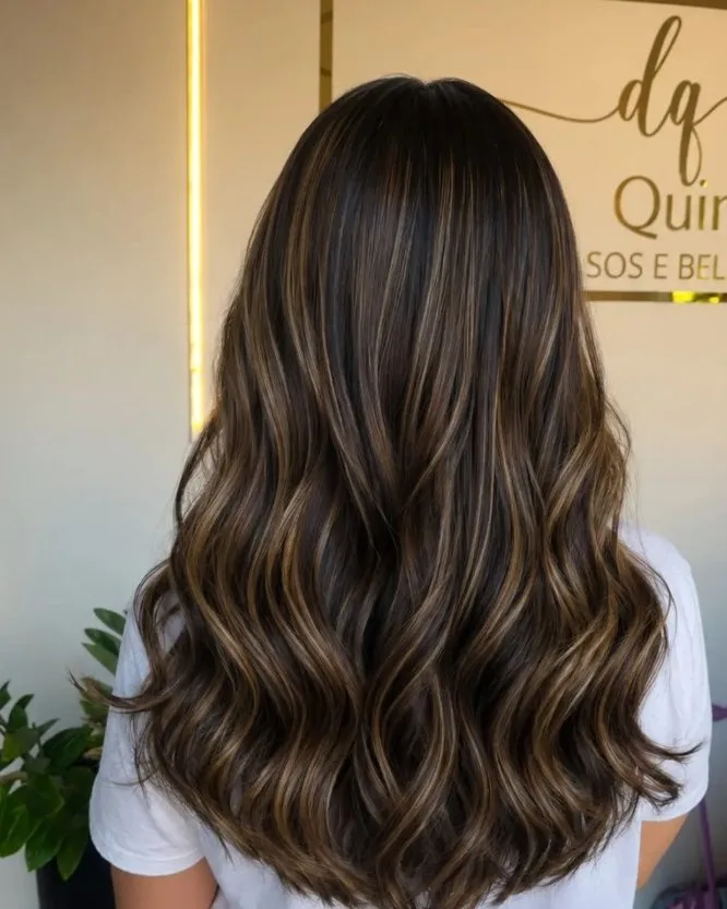 Iluminação Castanho