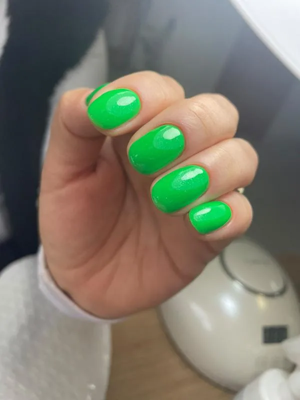 Manicure & Pedicure